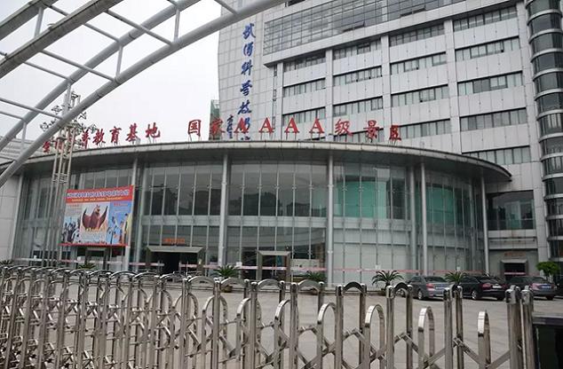 �人�Ƽ���