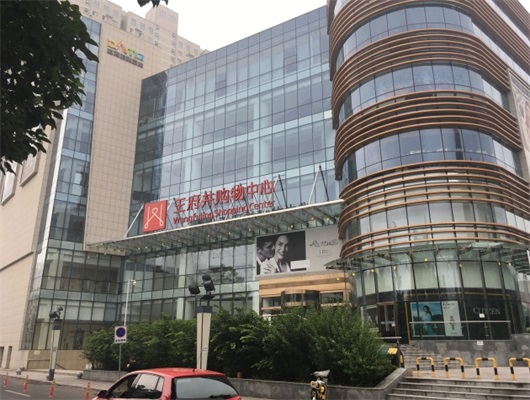 ����������